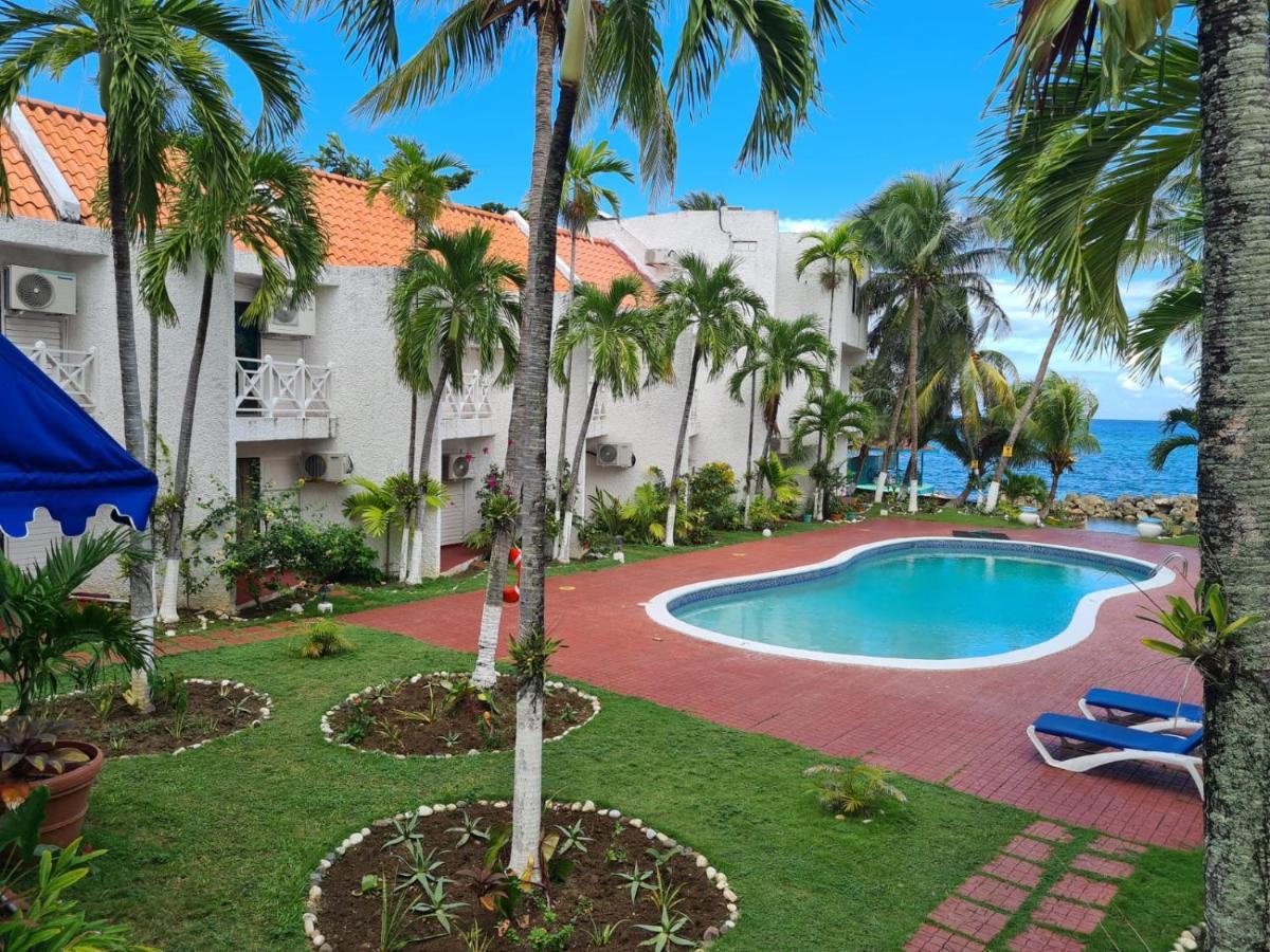 Chrisanns Paradise Suite By The Ocean - Apt#9 Ocho Rios Exterior foto
