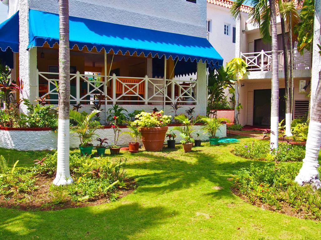 Chrisanns Paradise Suite By The Ocean - Apt#9 Ocho Rios Exterior foto